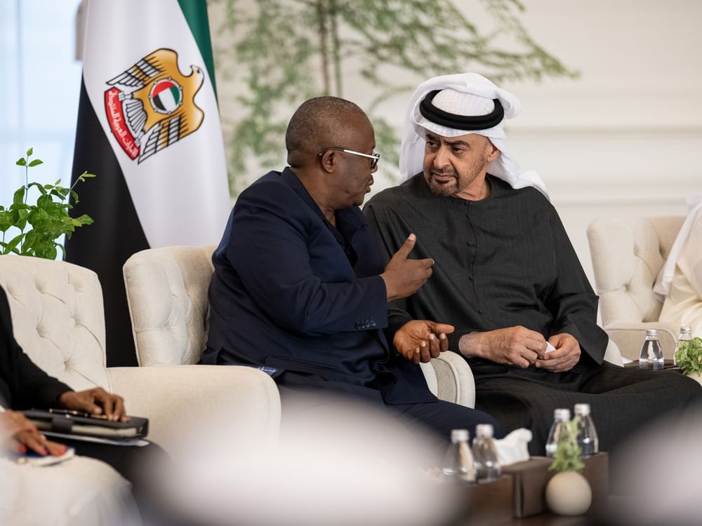 Guinia President4.jpg