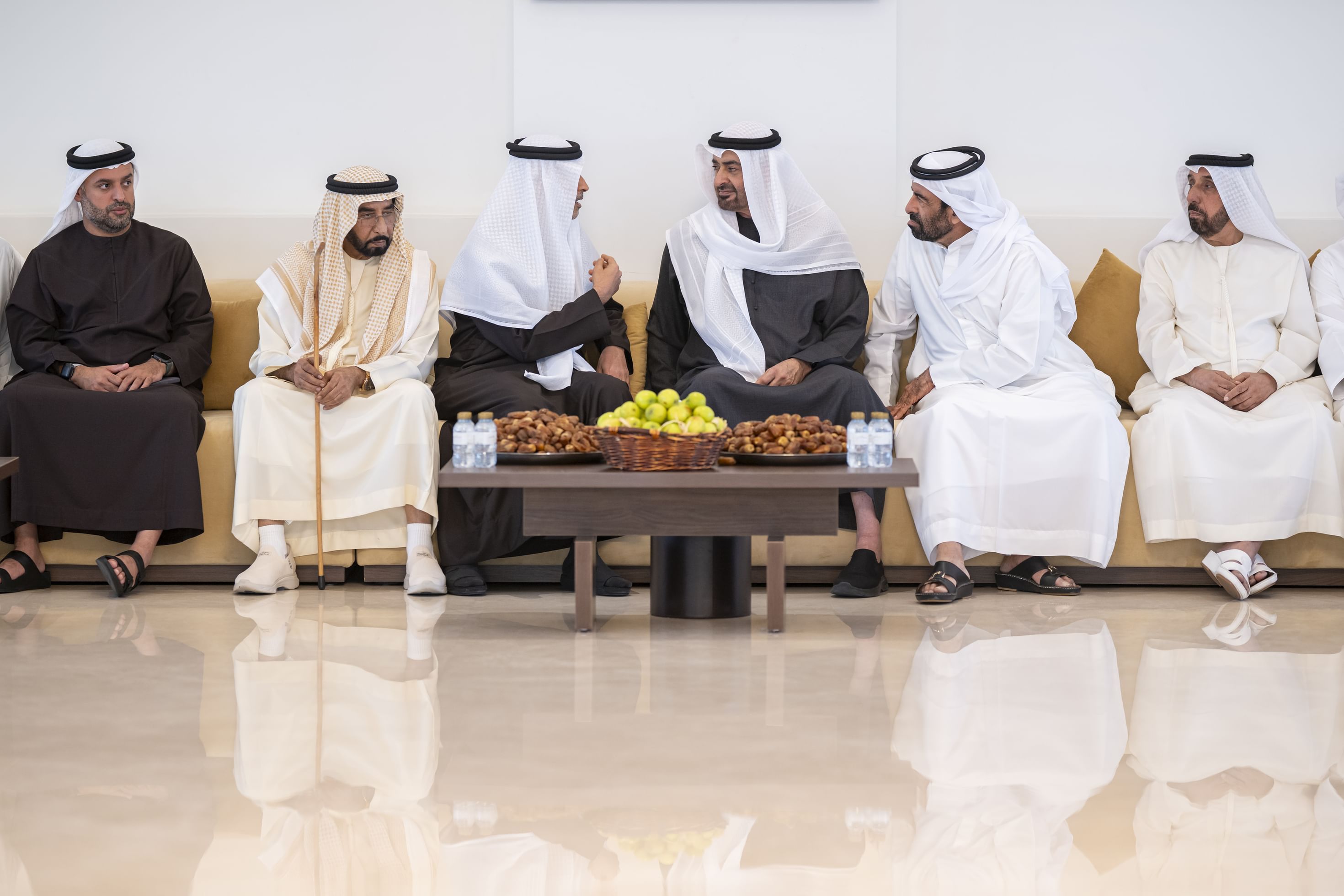 رئيس الدولة يعزي في وفاة حمد الهاجري 