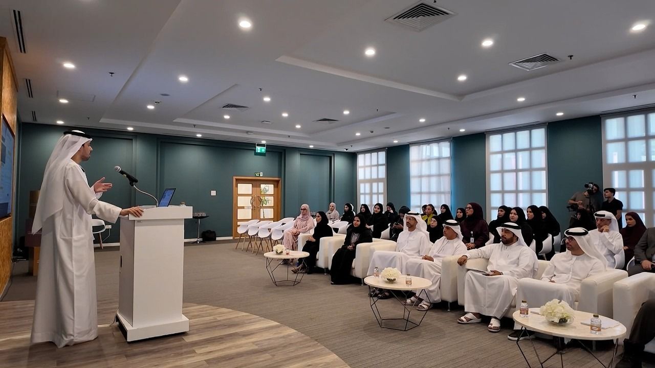 أم القيوين تحتضن جلسة نقاشية ضمن الحملة الوطنية للتعريف بمعايير المحتوى الإعلامي