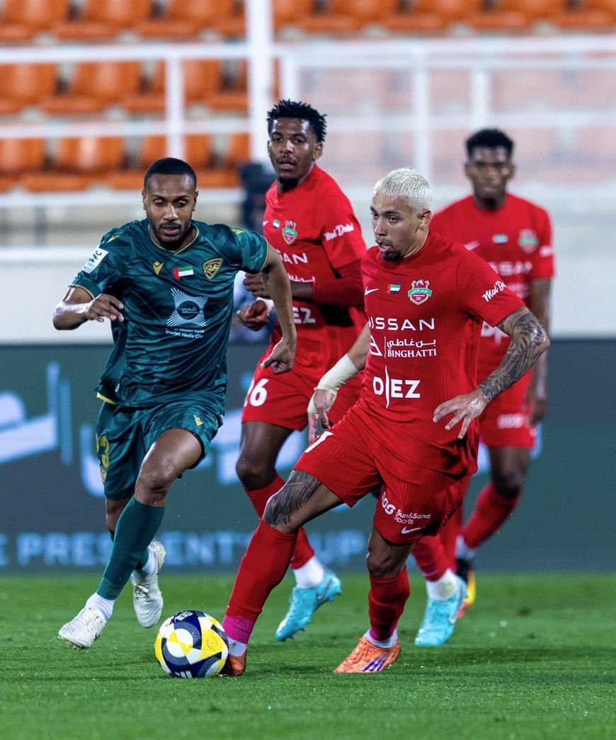 شباب الأهلي ويونايتد إلى نصف نهائي كأس رئيس الدولة لكرة القدم